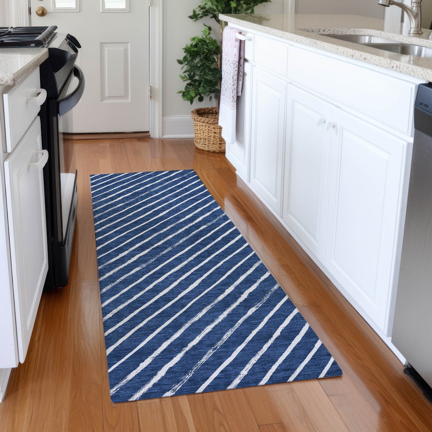 Machine Made Wonderland WN27 Navy - Dalyn Rugs