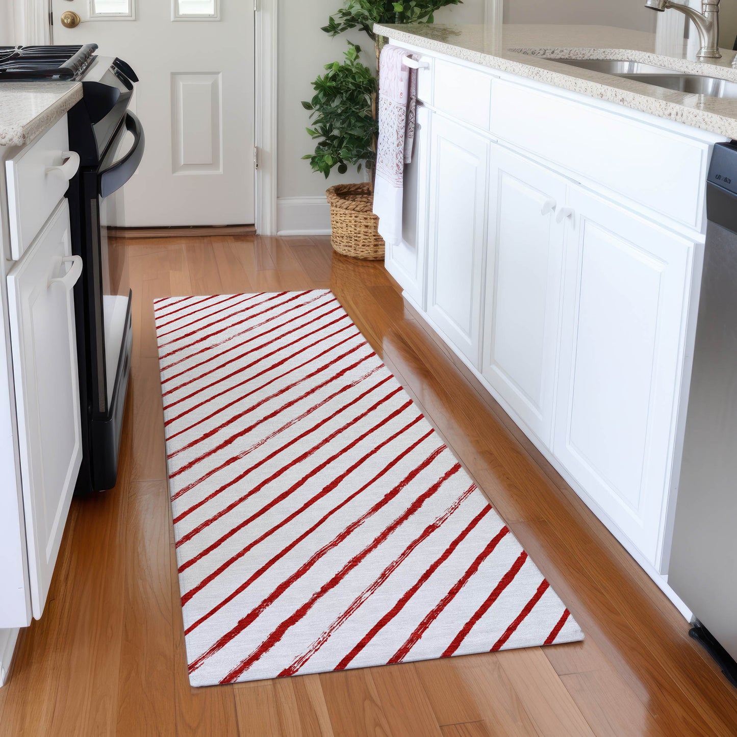 Machine Made Wonderland WN27 Red - Dalyn Rugs