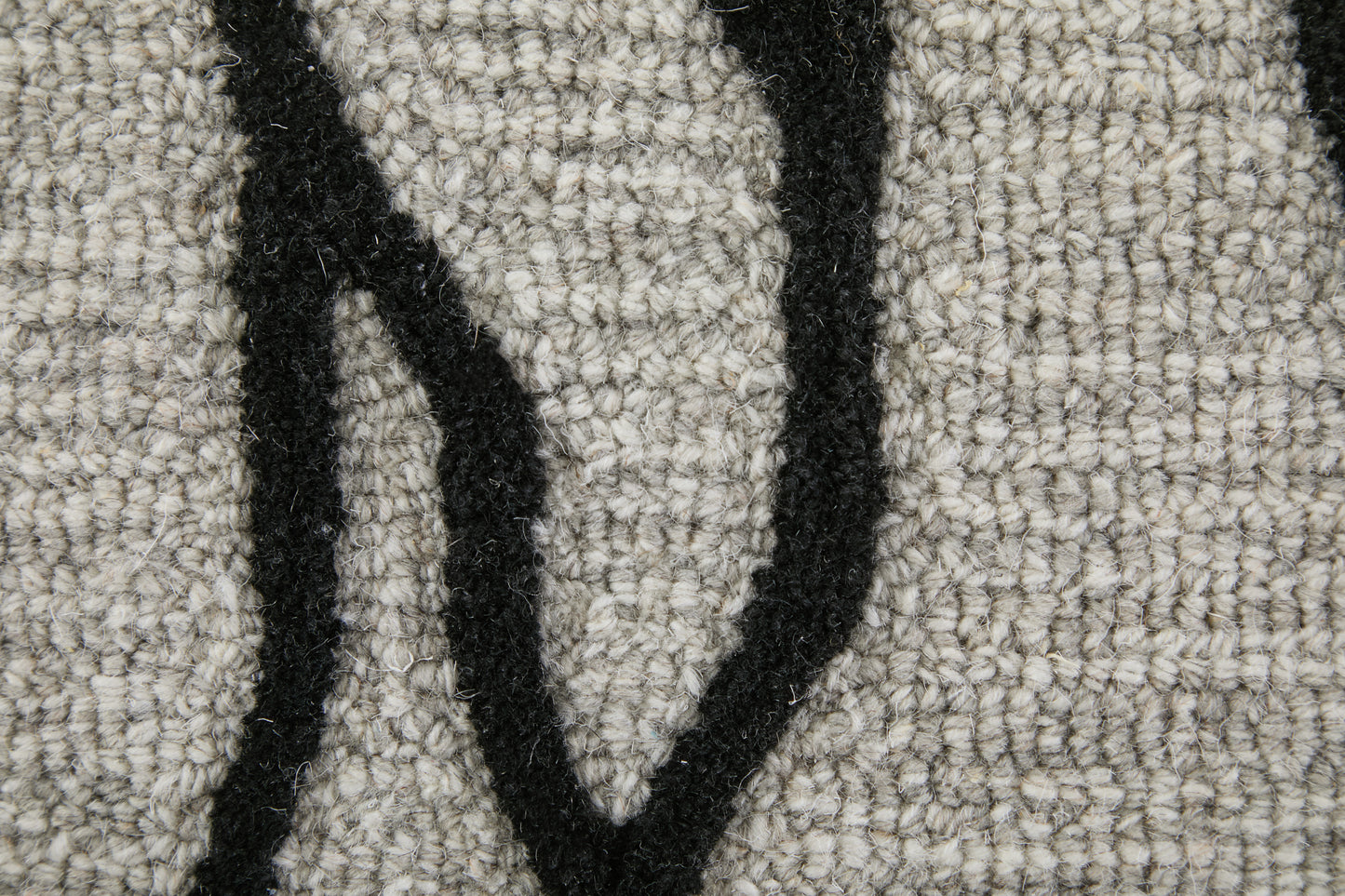 Enzo Transitional/Casual/Natural Ivory/Black/Taupe Accent Rug