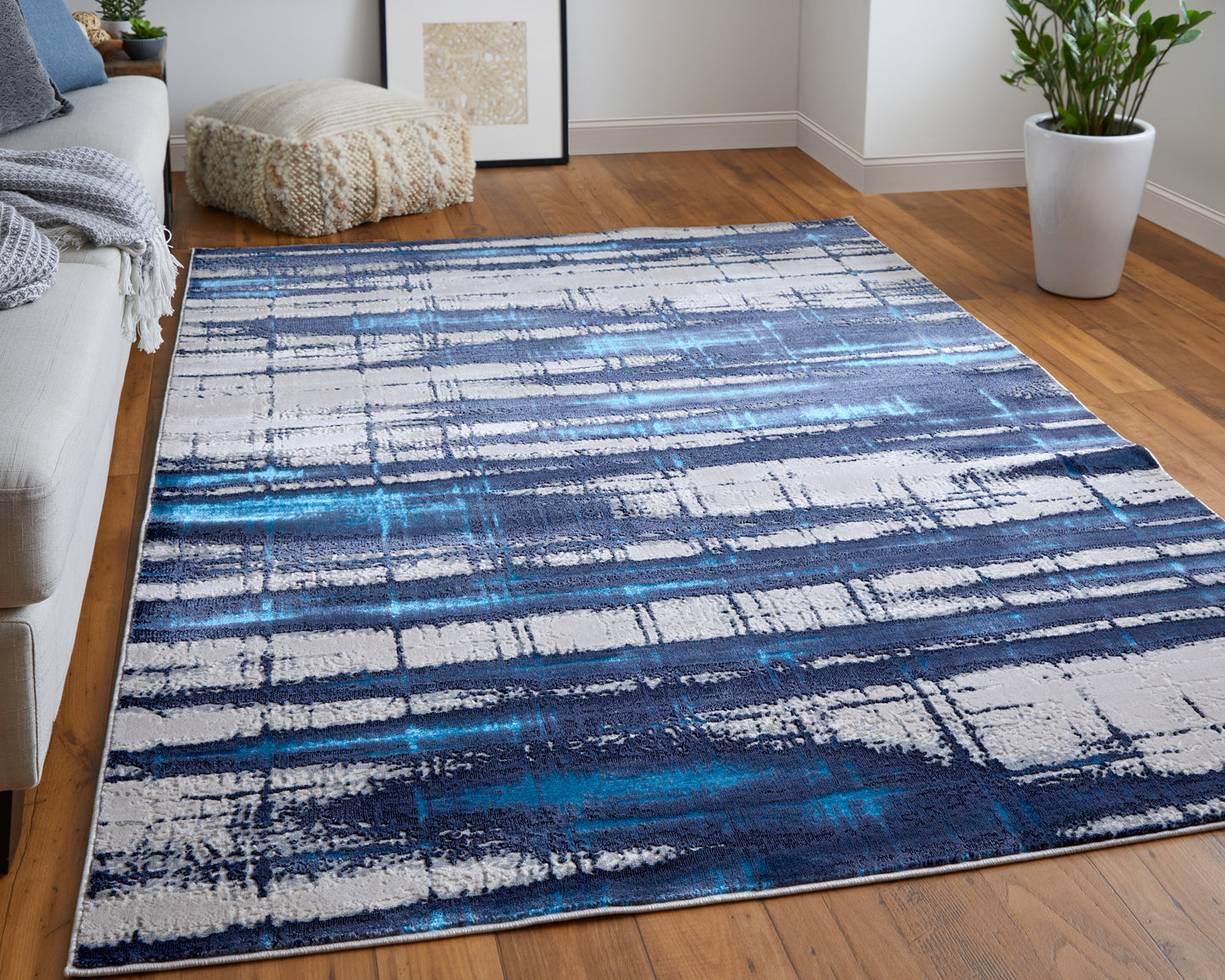 Indio Modern/Industrial/Casual Ivory/Blue/Gray Accent Rug