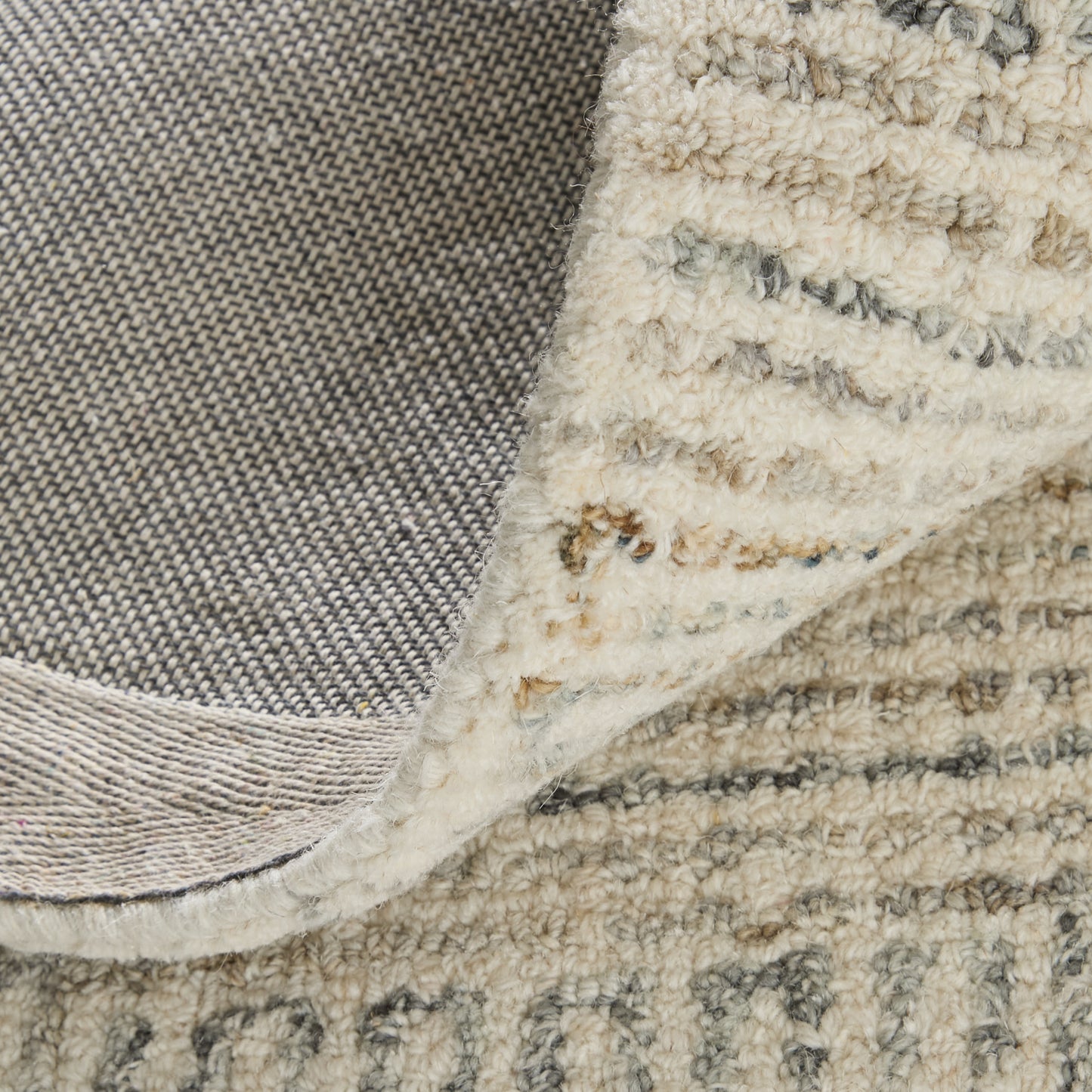 Belfort Transitional/Casual/Industrial Ivory/Gray/Tan Area Rug