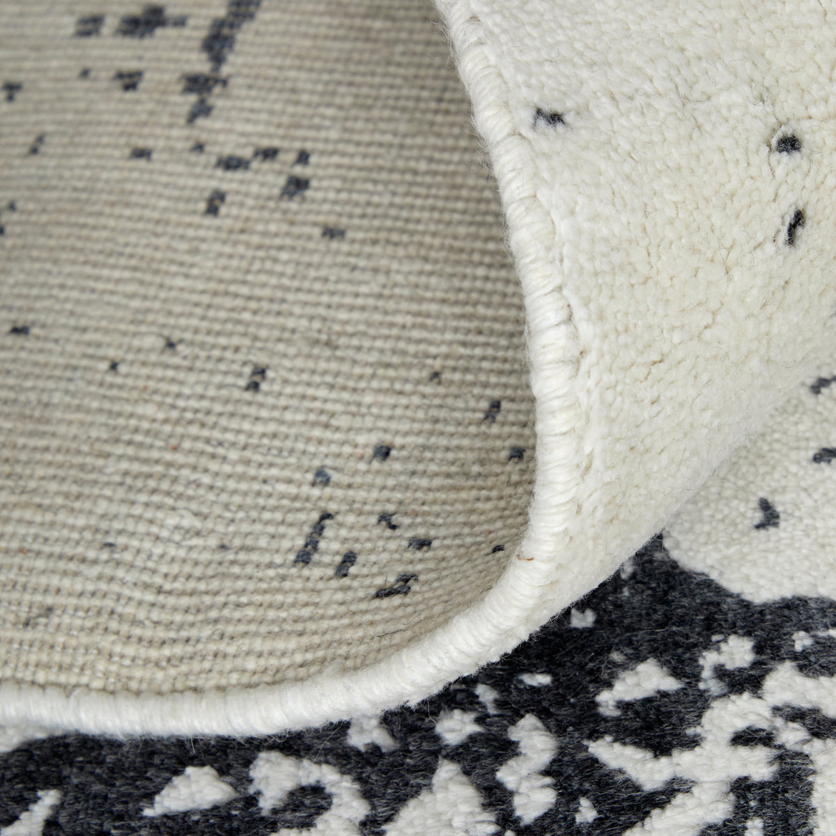 Coda Modern/Industrial/Global Abstract/Watercolor Black/White 8928 - Feizy Rug