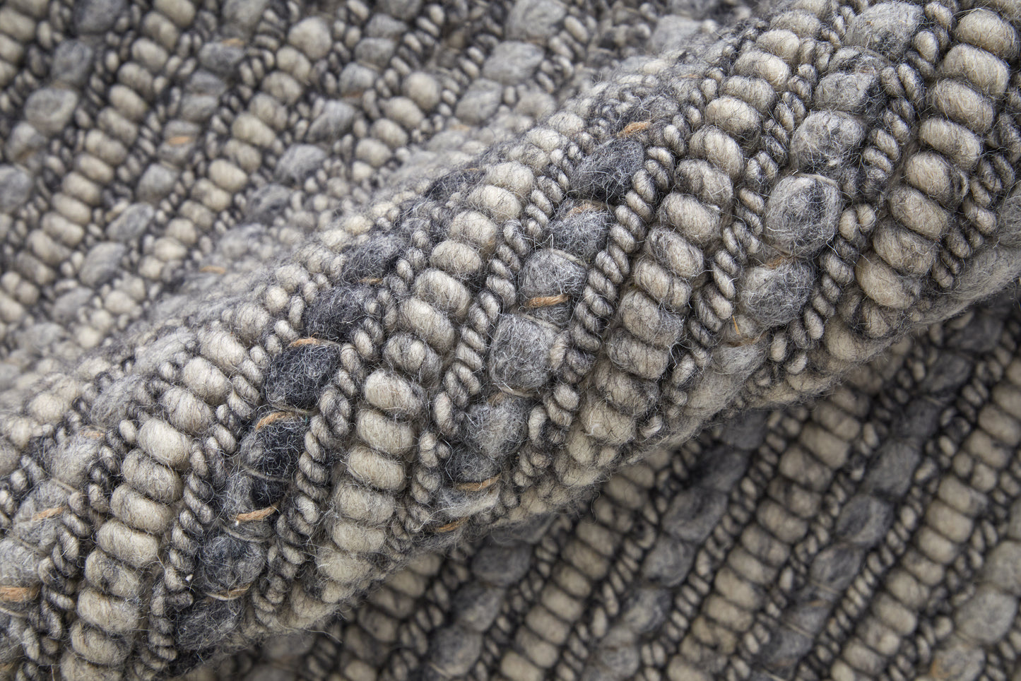 Herrick Modern/Casual Ivory/Gray Accent Rug