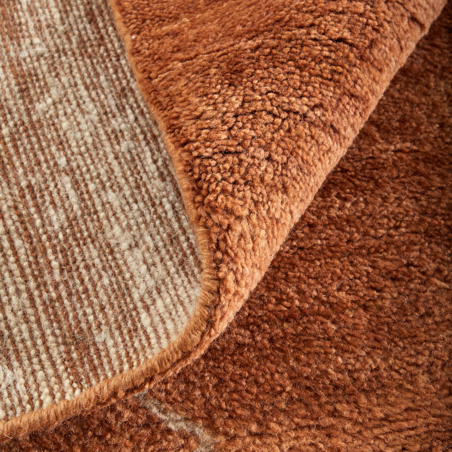 Agape Modern/Bohemian & Eclectic Abstract/Distressed Orange/White - Feizy Rug
