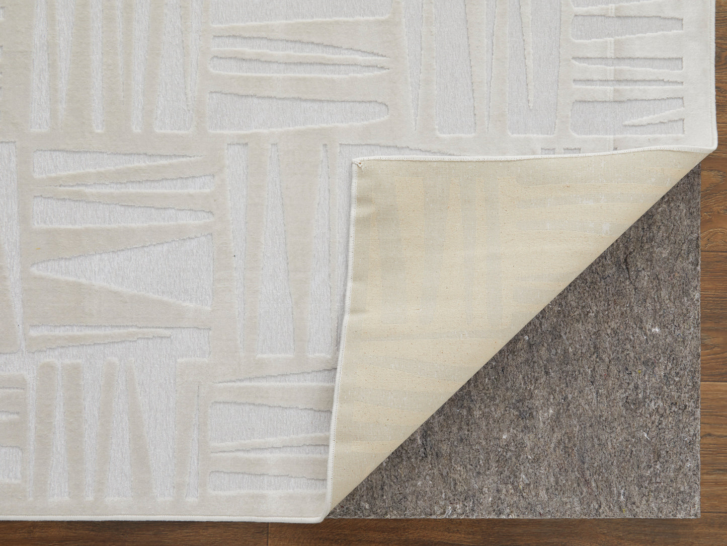 Saphir Mira Modern/Mid-Century Modern Geometric White - Feizy Rug