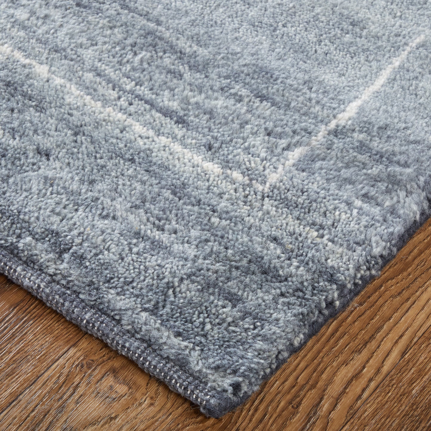 Agape Modern/Bohemian & Eclectic Abstract/Geometric/Distressed Gray/Ivory - Feizy Rug