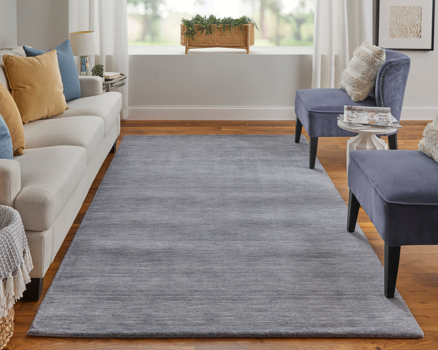 Luna Modern/Casual Gray/Blue Accent Rug