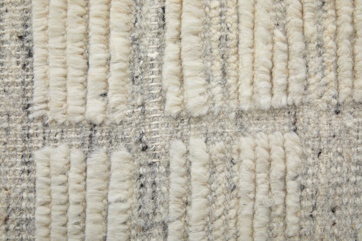 Bluff Modern/Scandinavian/Casual Ivory Area Rug