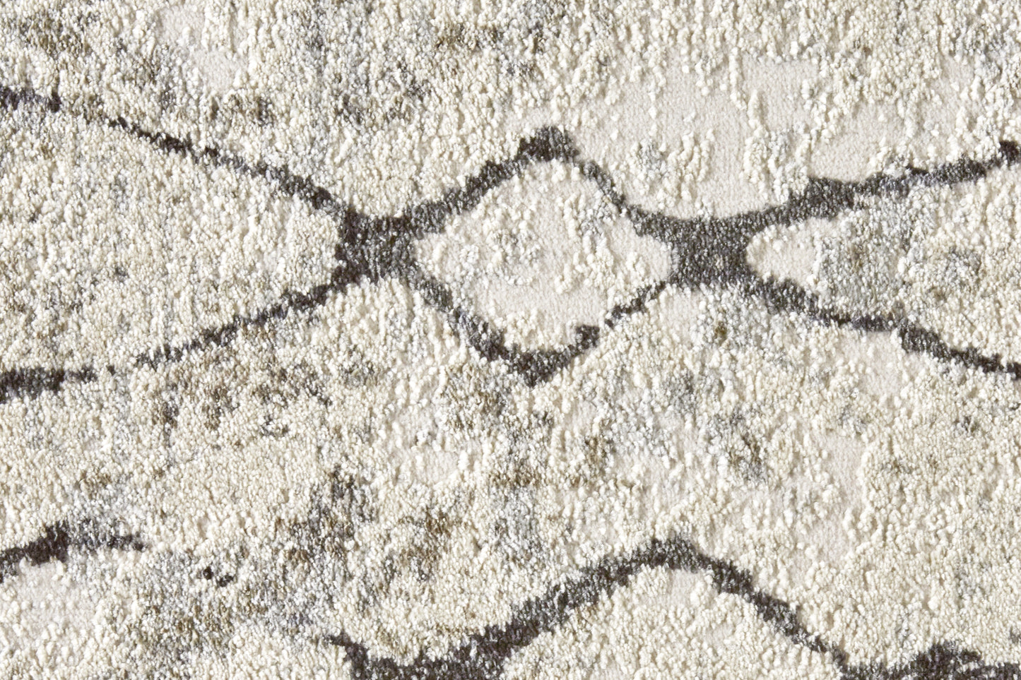 Kano Transitional/Global/Bohemian & Eclectic Diamond/Distressed Ivory/Gray/Taupe - Feizy Rug