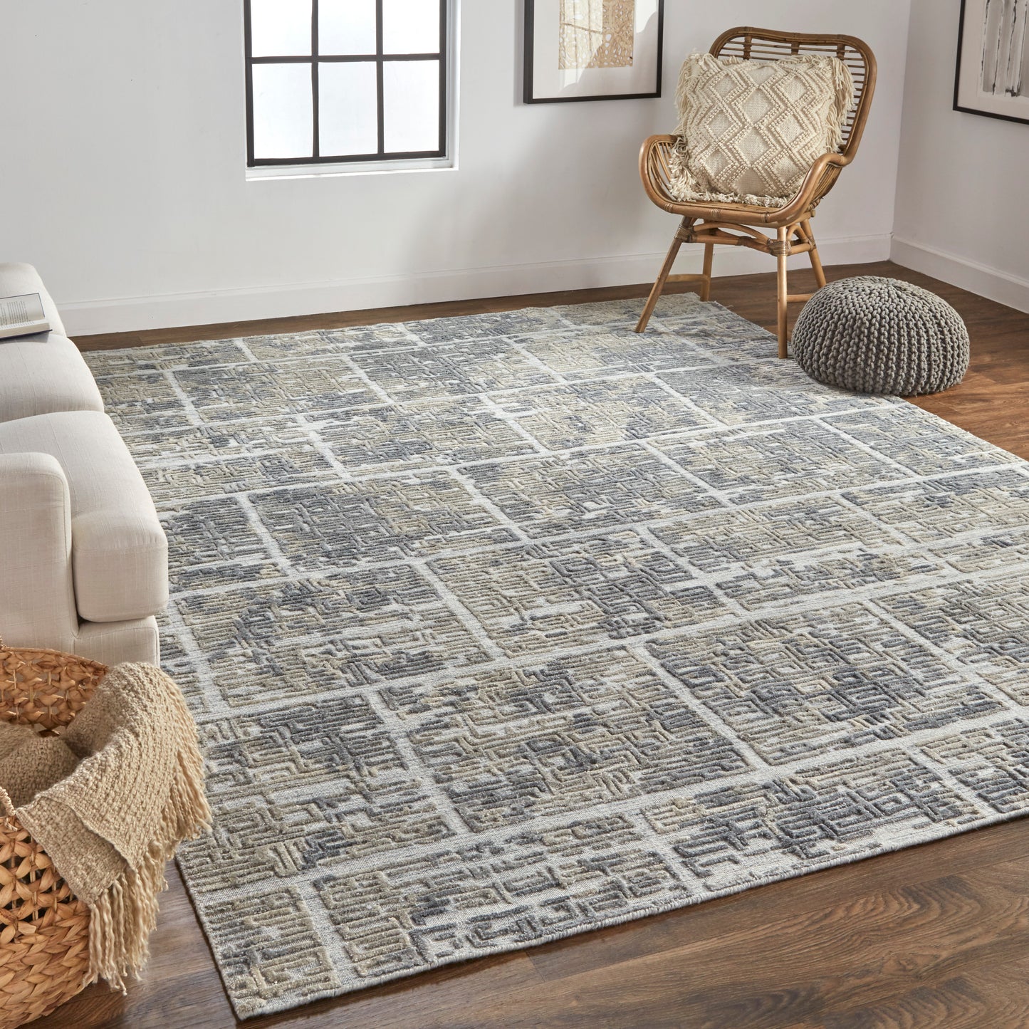 Elias Modern/Casual Abstract/Geometric Gray/Ivory - Feizy Rug