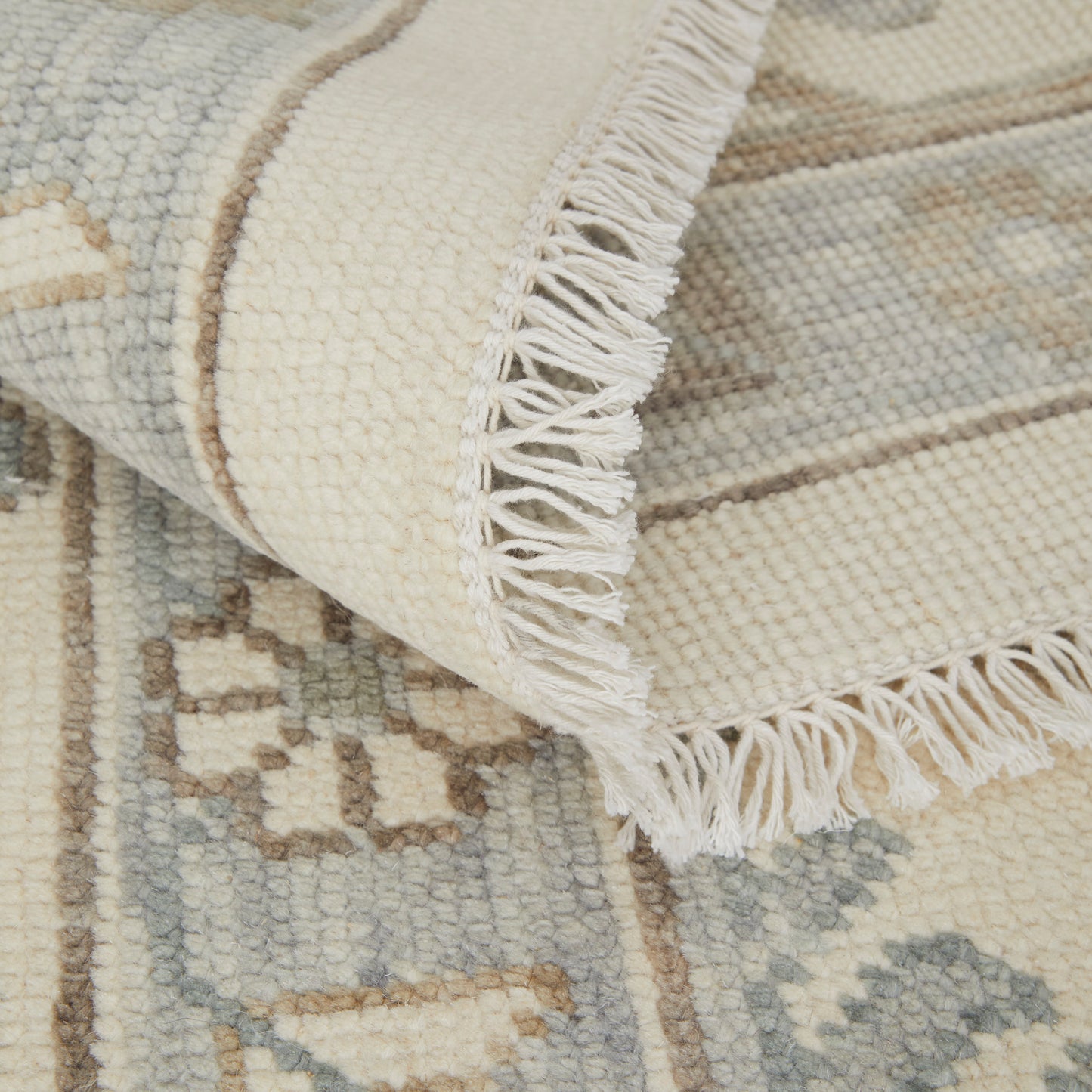 Karina Transitional/Bohemian & Eclectic/Craftsman Ivory/Gray/Brown Area Rug
