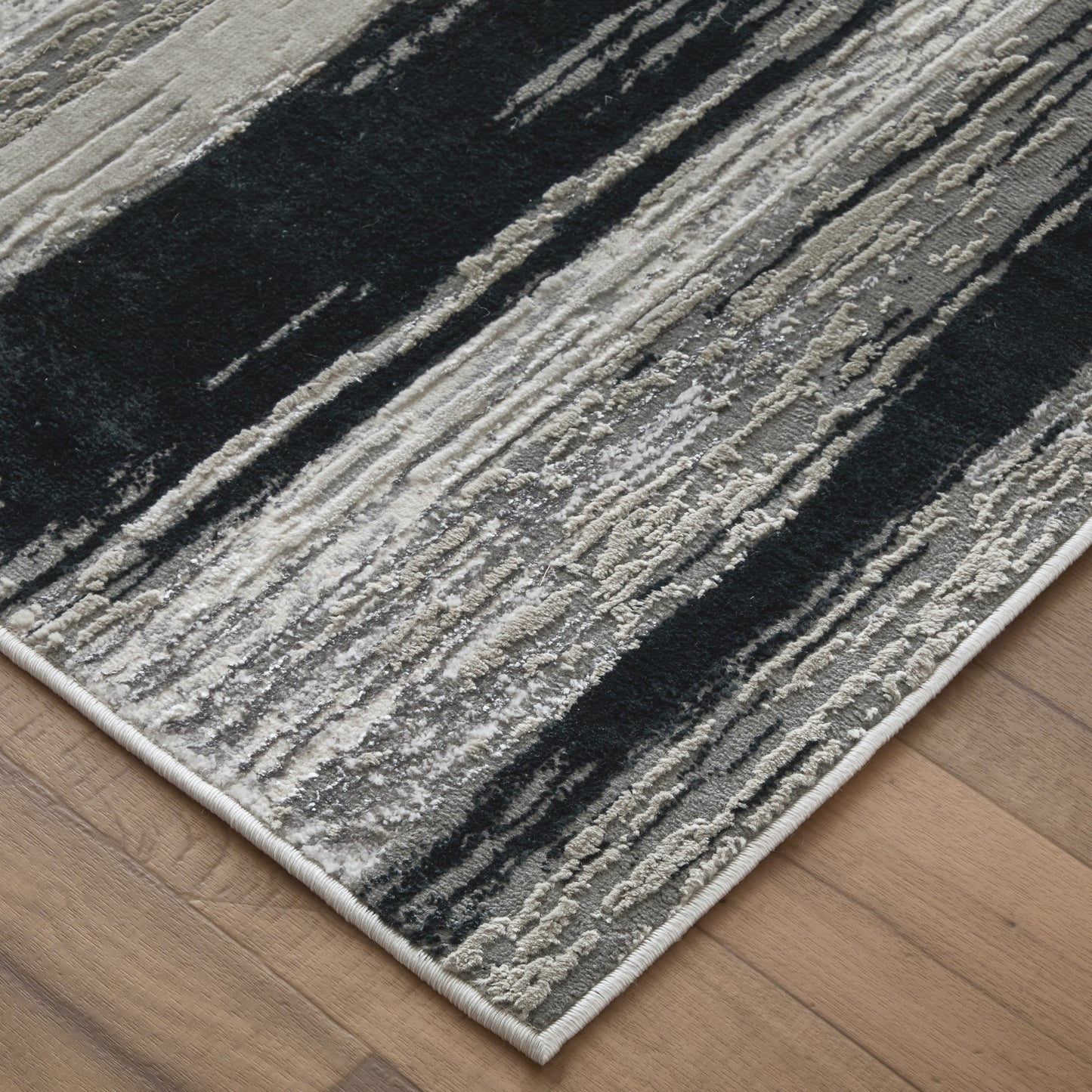 Micah Modern/Industrial Black/Silver/Gray Accent Rug