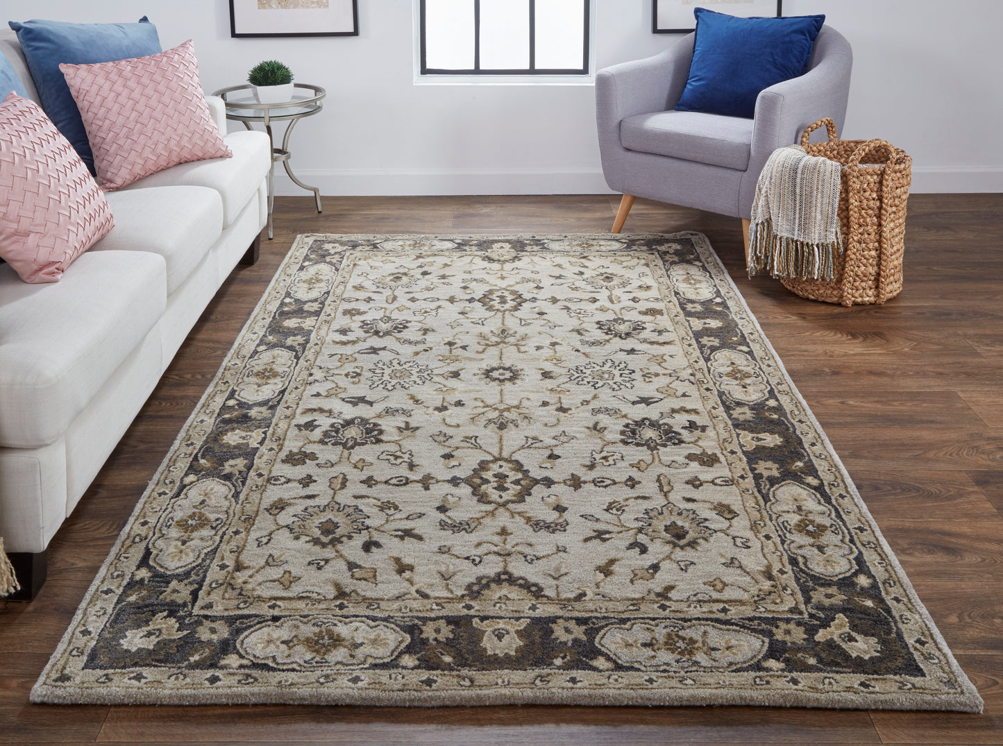 Eaton Traditional/Classic/Persian Oriental/Persian/Bordered Gray/Ivory/Taupe - Feizy Rug
