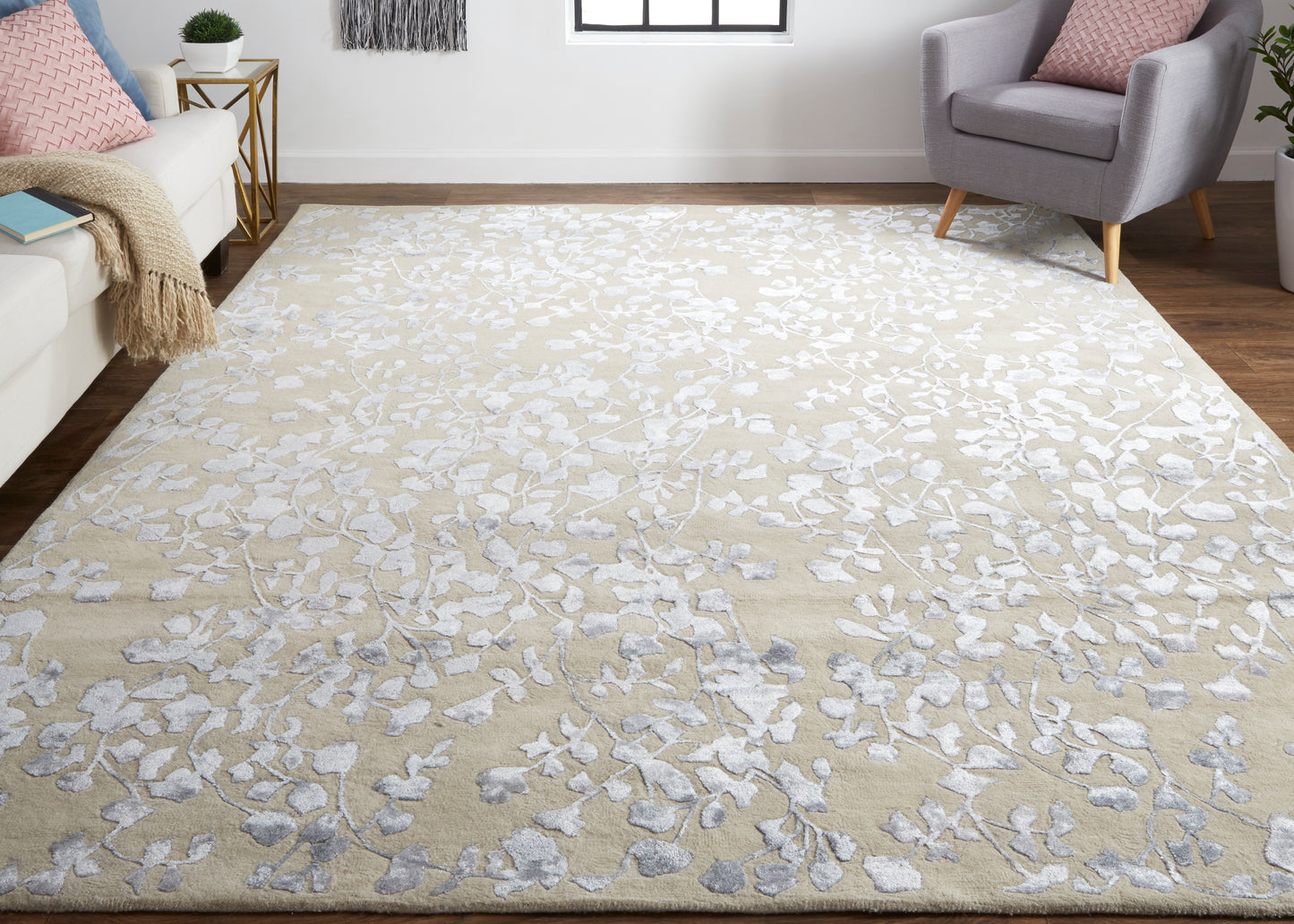 Bella Transitional/Casual Floral & Botanical Tan/Silver/Gray - Feizy Rug