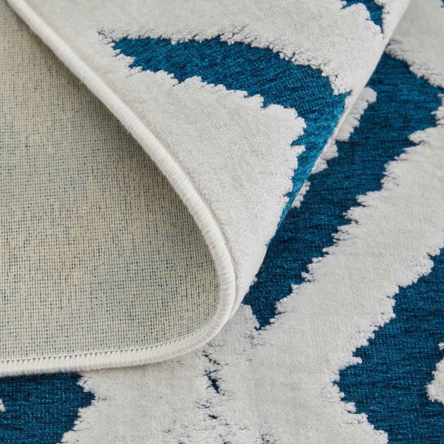 Saphir Mira Modern/Farmhouse/Scandinavian Solid/Diamond/Geometric Blue/Green/White - Feizy Rug