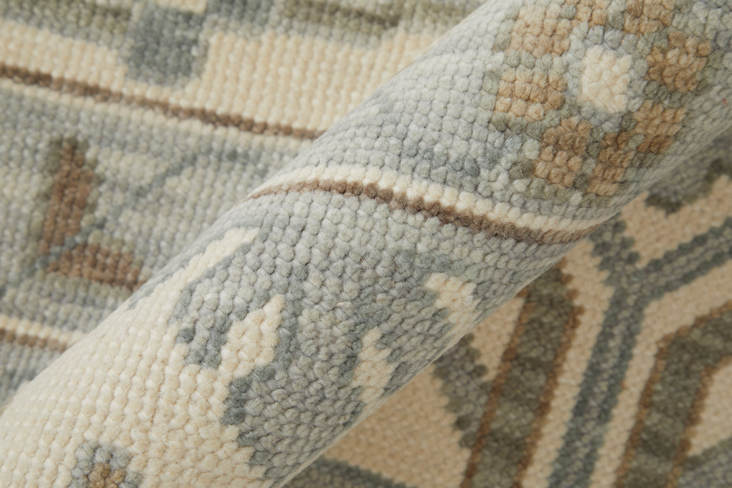 Karina Transitional/Bohemian & Eclectic/Craftsman Ivory/Gray/Brown Area Rug