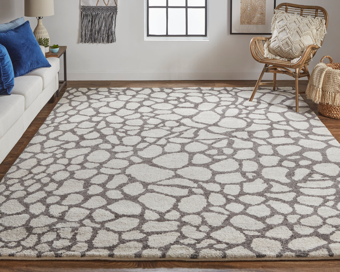 Belden Transitional/Casual/Farmhouse Abstract/Animal Print/Distressed Ivory/Gray - Feizy Rug