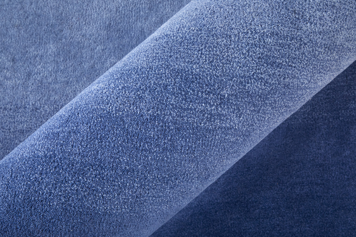 Katya Modern/Casual/Industrial Blue/Gray Accent Rug