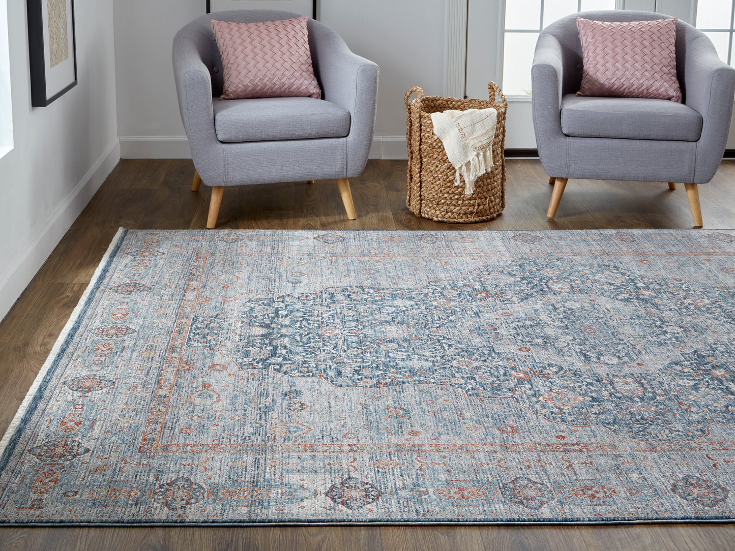 Marquette Transitional/Bohemian & Eclectic/Vintage Gray/Blue/Red Accent Rug