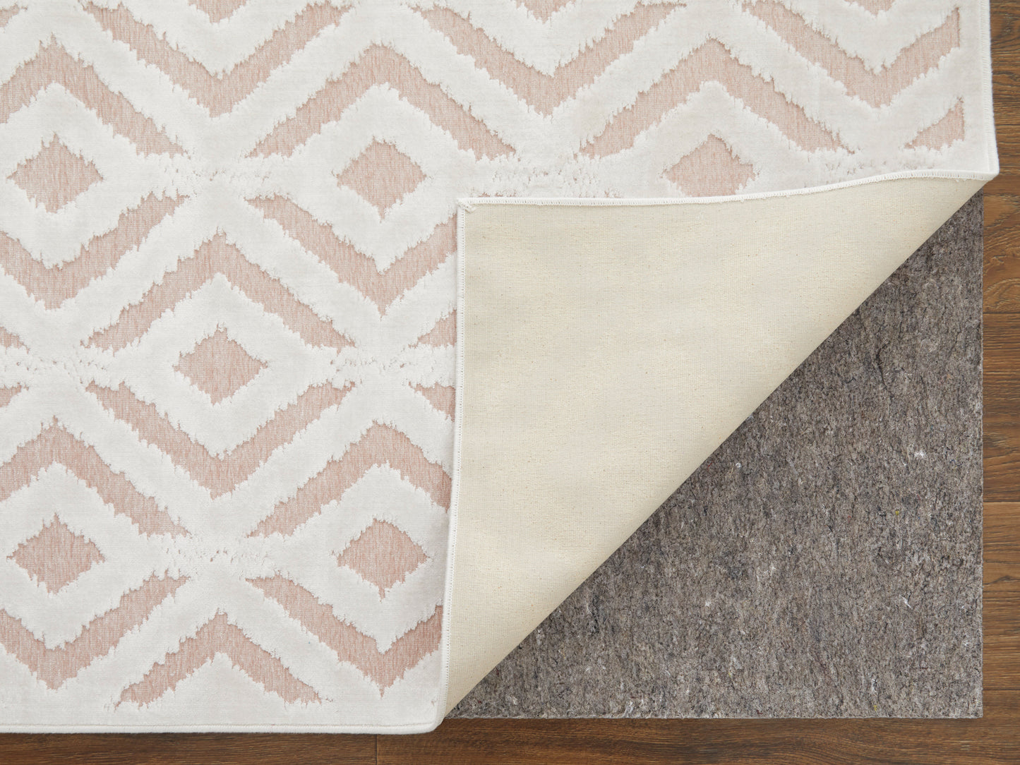 Saphir Mira Modern/Farmhouse/Scandinavian Solid/Diamond/Geometric Pink/White - Feizy Rug