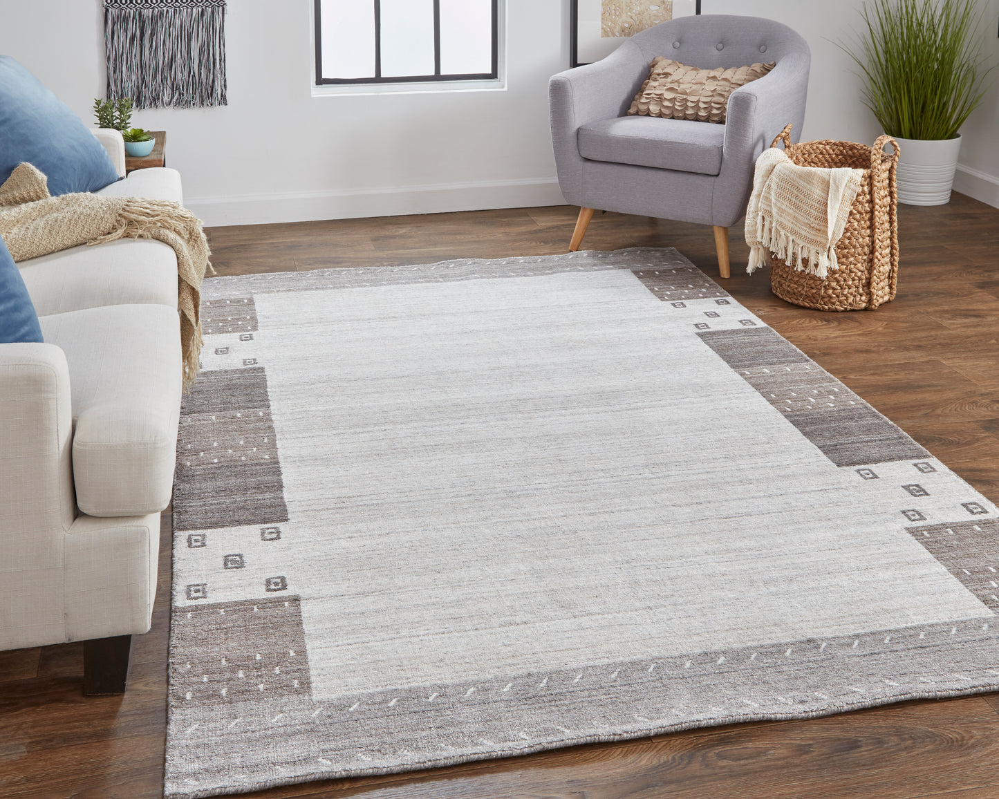 Legacy Transitional/Rustic/Casual Bordered/Patchwork Gray/Silver/Black - Feizy Rug