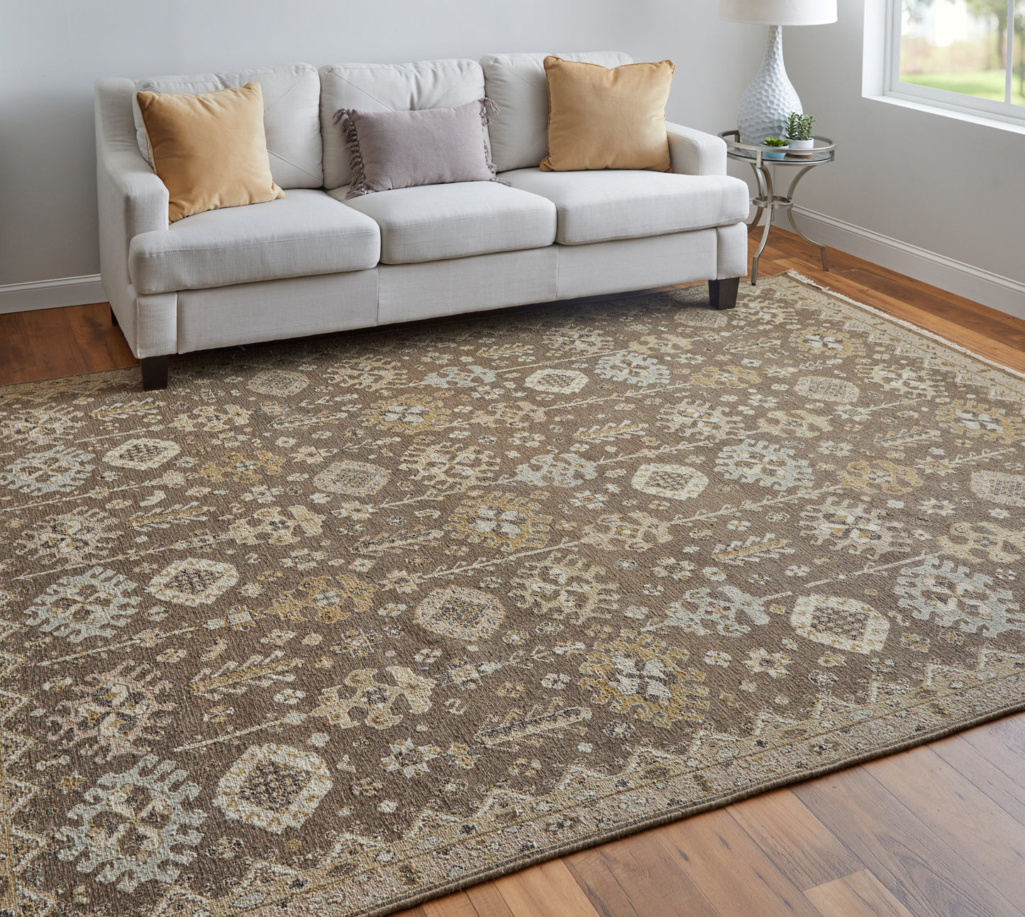 Corbitt Traditional/Classic Oriental/Bordered/Persian Brown/Ivory - Feizy Rug