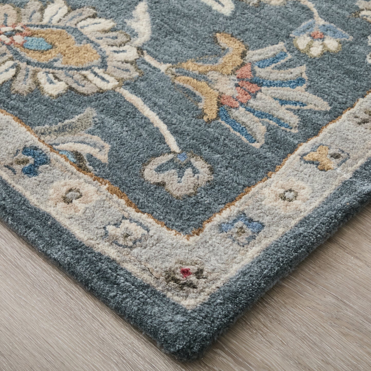 Rylan Transitional/Vintage/Casual Gray/Ivory/Red Accent Rug  Feizy Rugs Small Parcel,Feizy Rugs,Rylan,Gray/Ivory/Red,2' x 3',Accent Rug,Wool,Transitional/Vintage/Casual,India