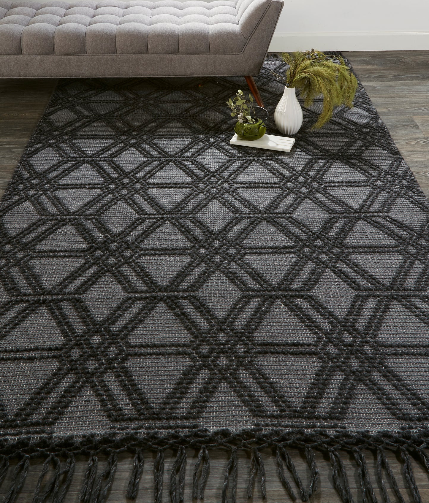 Phoenix Transitional/Farmhouse/Scandinavian Diamond/Trellis & Lattice Black/Gray - Feizy Rug