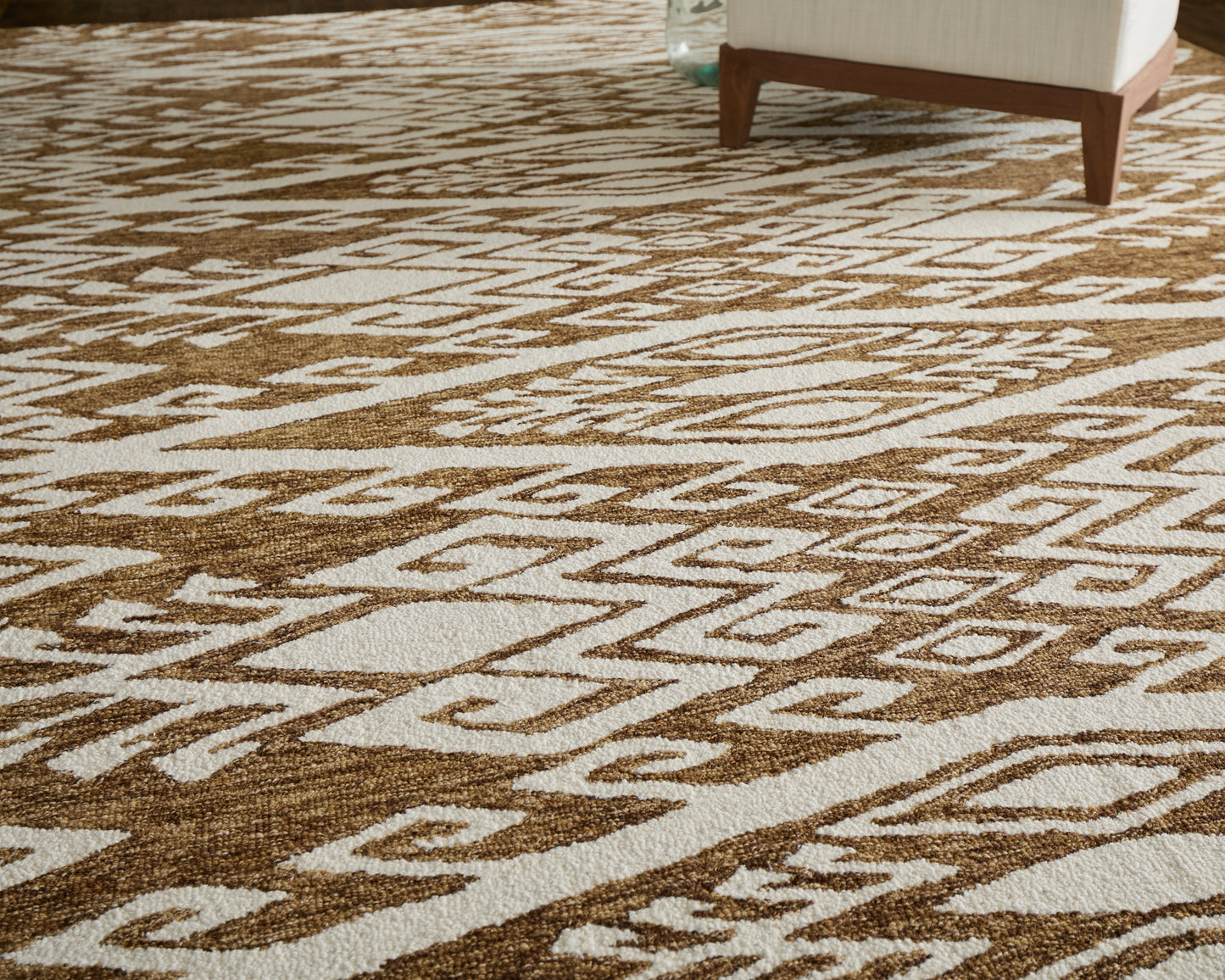 Wallace Transitional/Bohemian & Eclectic/Global Medallion/Diamond Brown/White - Feizy Rug