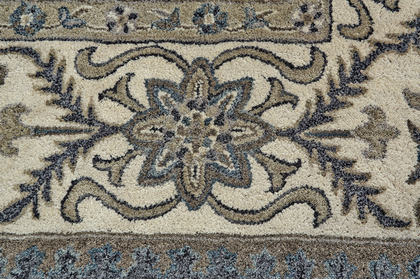 Eaton Traditional/French & Victorian Bordered/Damask/Floral & Botanical Blue/Gray/Taupe - Feizy Rug
