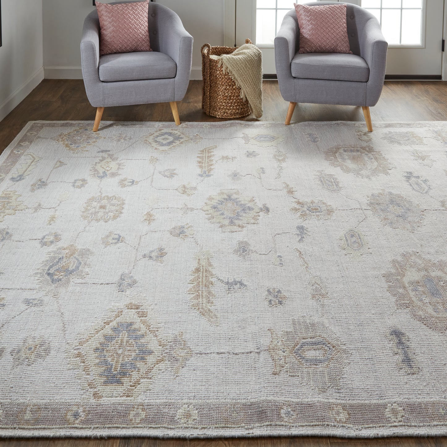 Wendover Transitional/Vintage/Bohemian & Eclectic Ivory/Orange Accent Rug