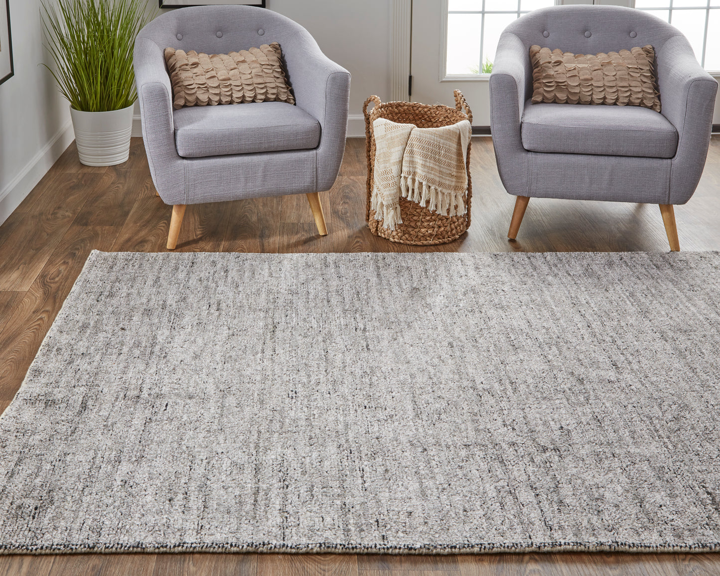 Delino Transitional/Casual/Industrial Solid Gray/Black - Feizy Rug