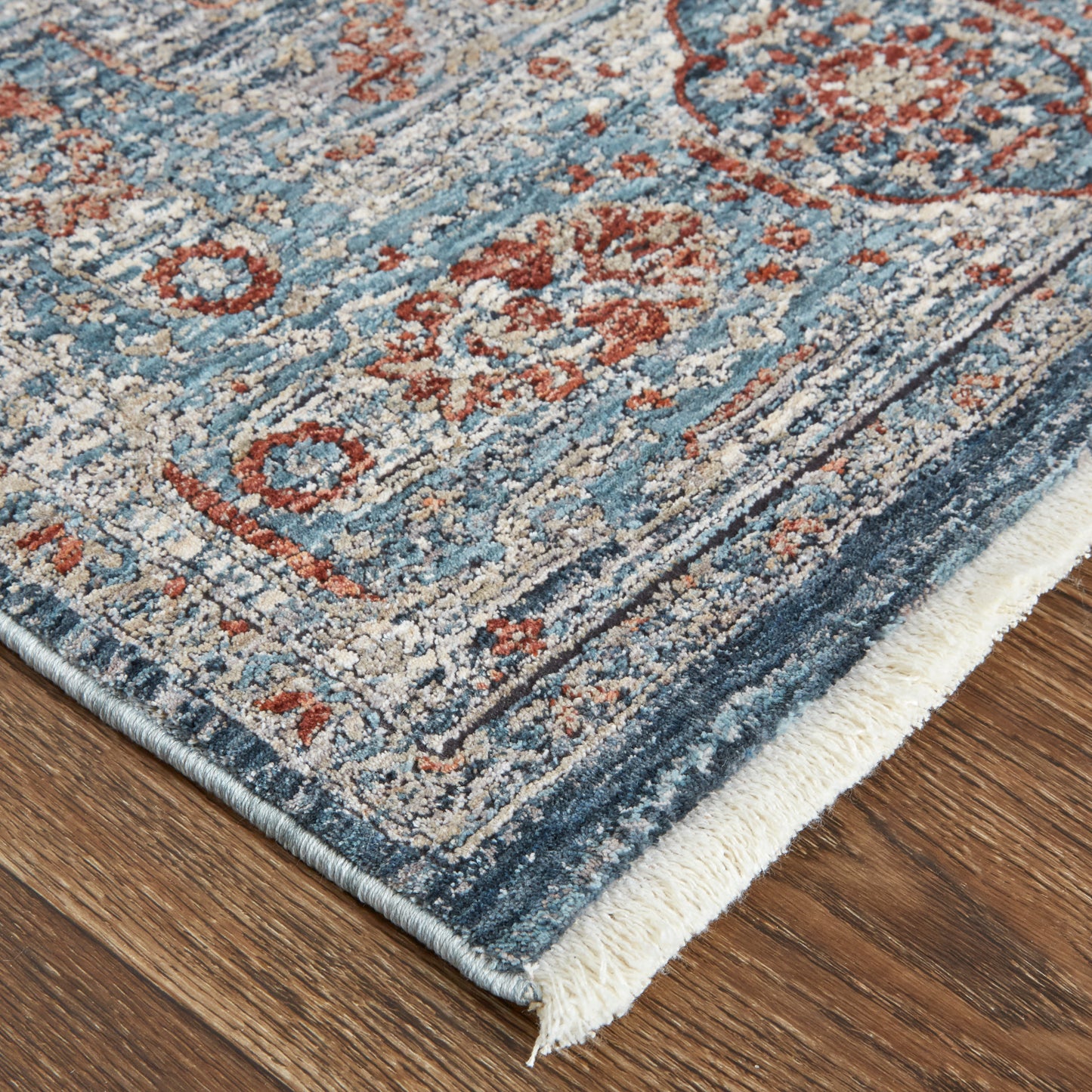 Marquette Transitional/Bohemian & Eclectic/Vintage Gray/Blue/Red Accent Rug