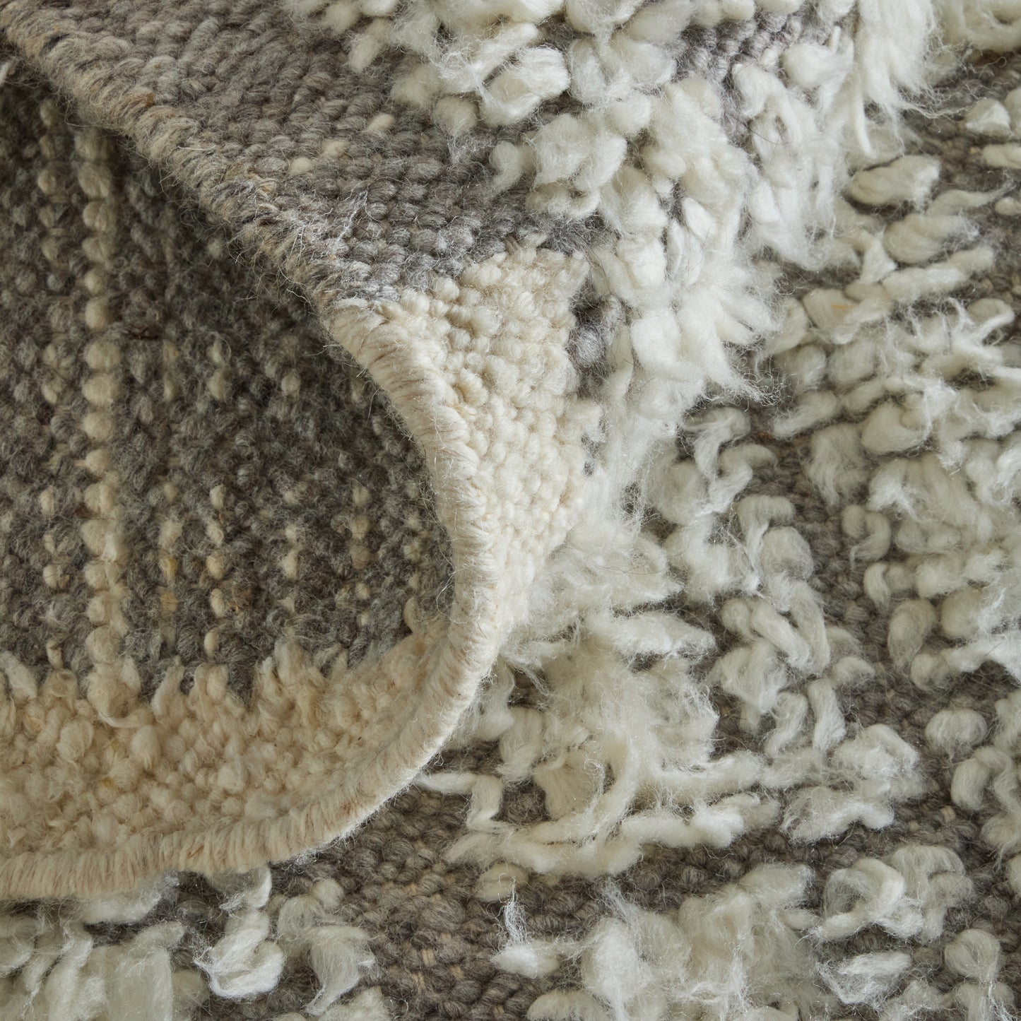 Ashby Transitional/Casual Stripes Ivory/Gray - Feizy Rug