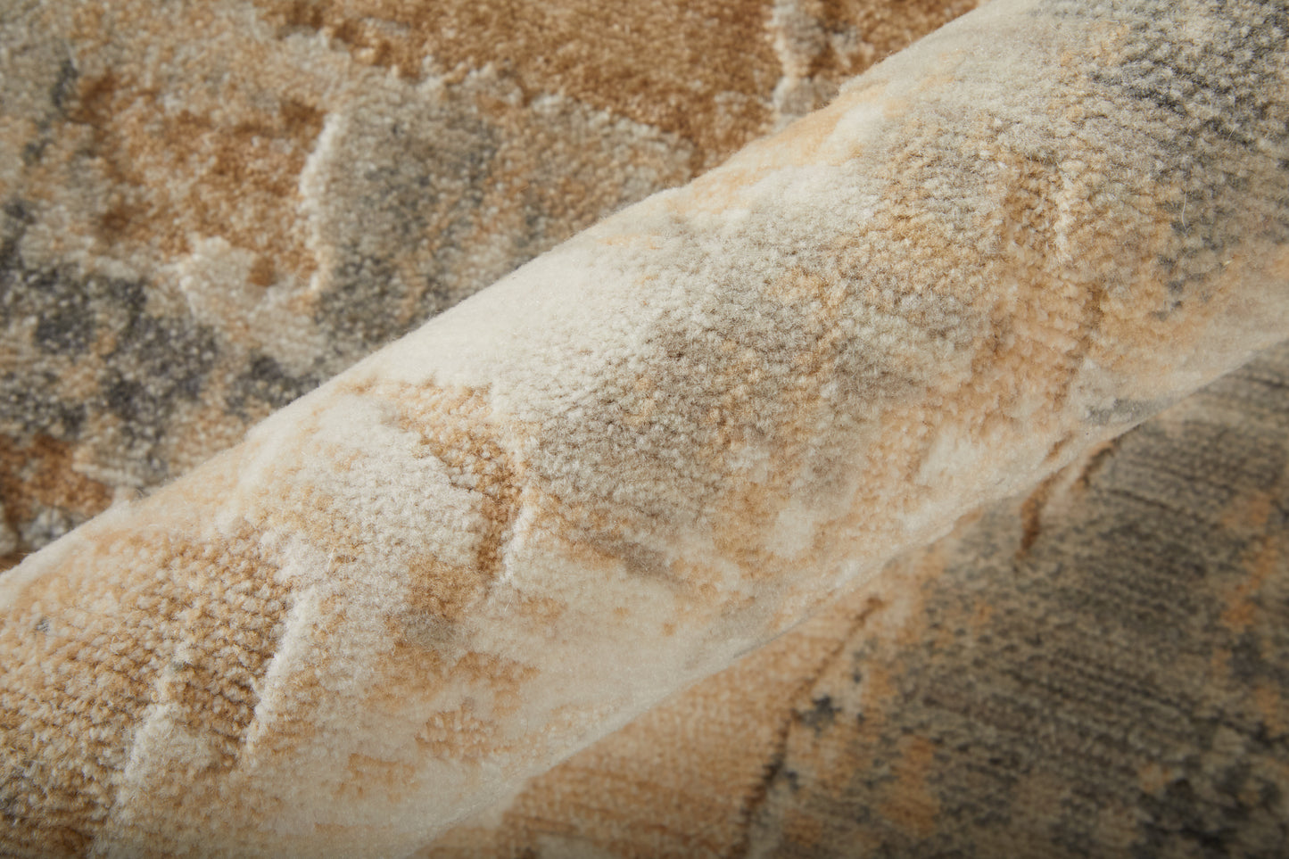 Jaxson Modern/Industrial/Bohemian & Eclectic Gray/Tan/Ivory Accent Rug