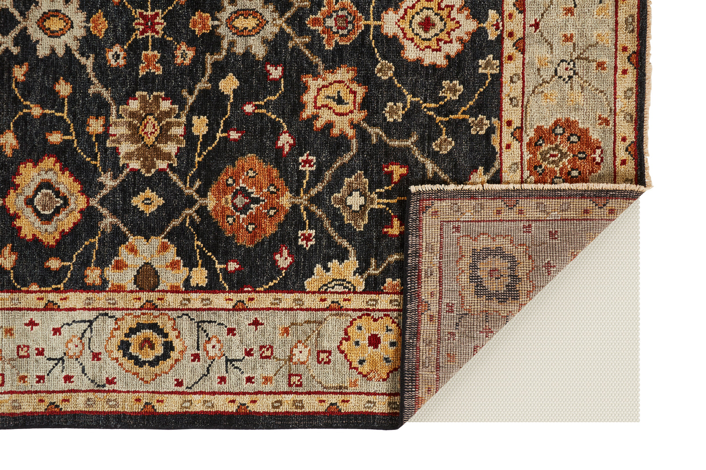 Carrington Traditional/Vintage/Classic Black/Gold/Gray Area Rug