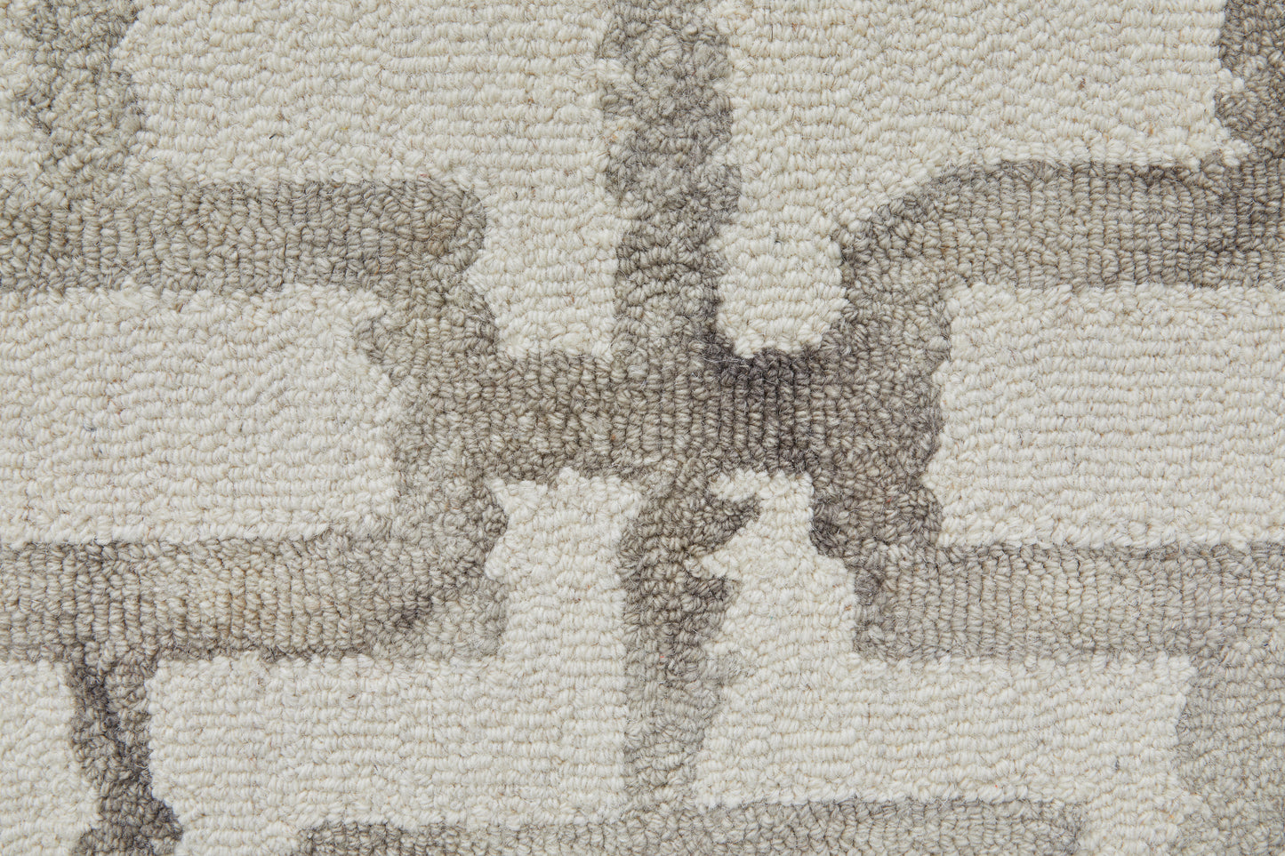 Lorrain Modern/Bohemian & Eclectic/Casual Ivory/Taupe Accent Rug