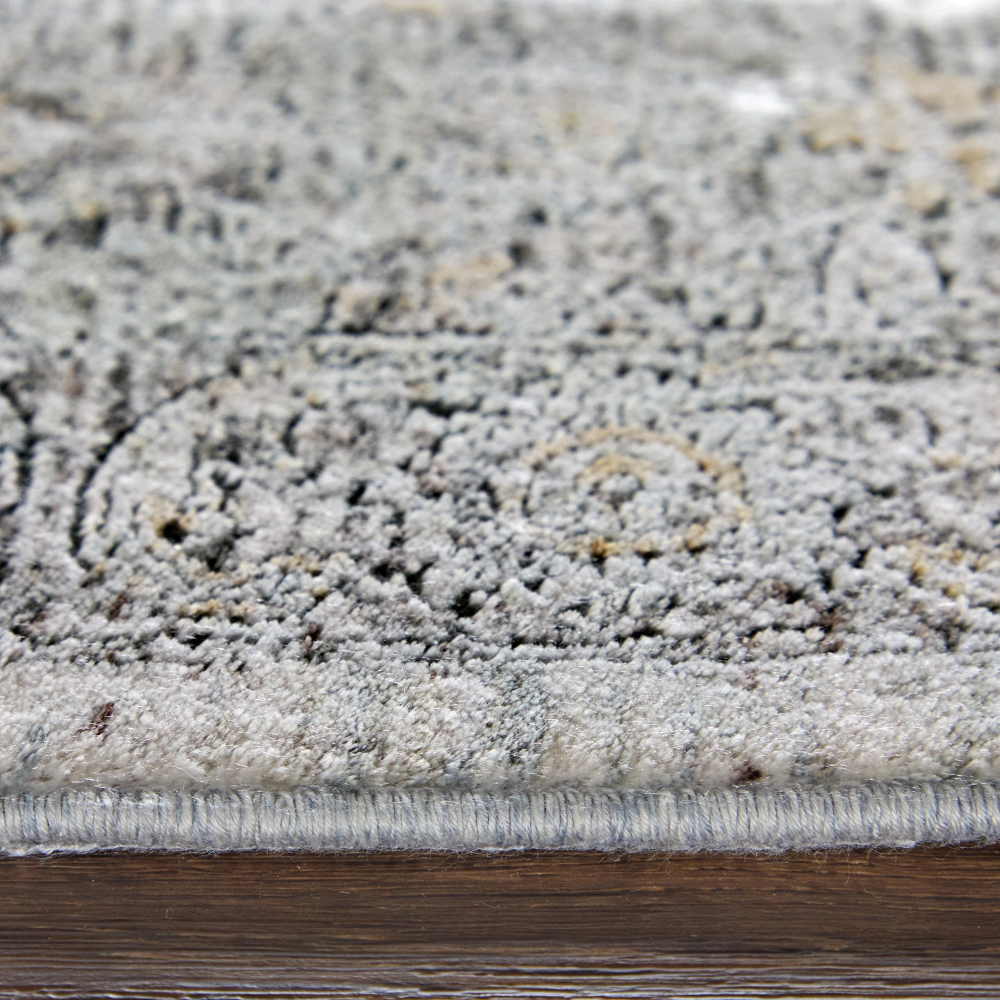 Sarrant Transitional/Farmhouse/Casual Gray/Silver/Tan Runner