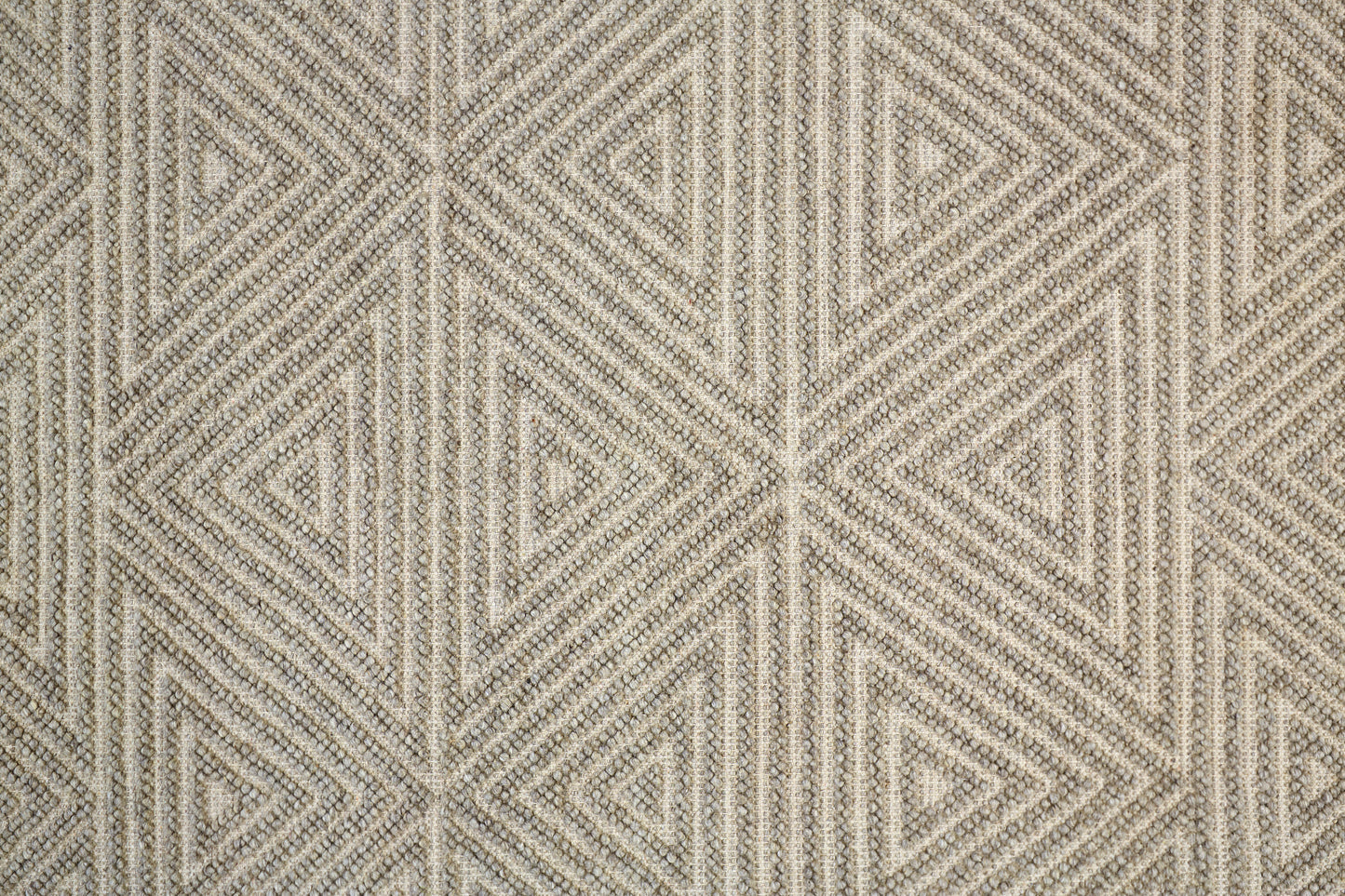 Phoenix Transitional/Farmhouse/Scandinavian Geometric/Solid Tan/Ivory - Feizy Rug