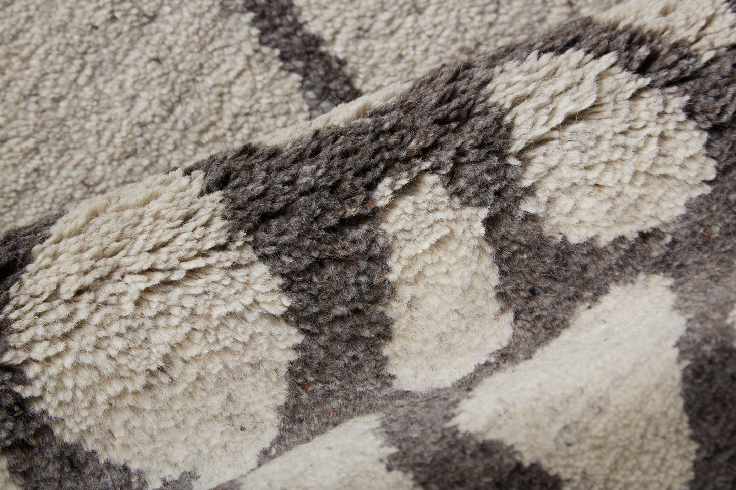 Belden Transitional/Casual/Farmhouse Abstract/Animal Print/Distressed Ivory/Gray - Feizy Rug