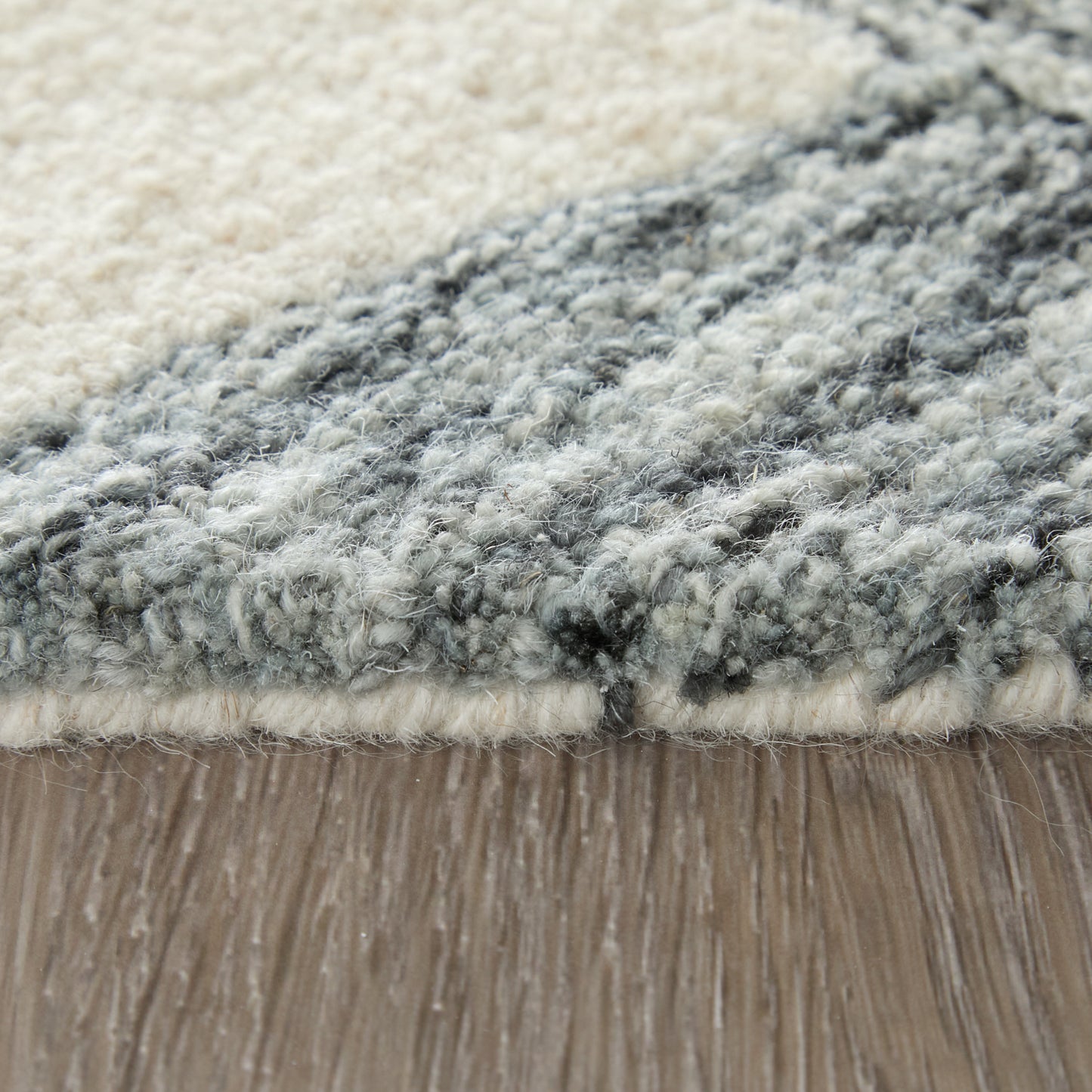 Wallace Modern/Global Geometric/Stripes Gray/Ivory - Feizy Rug