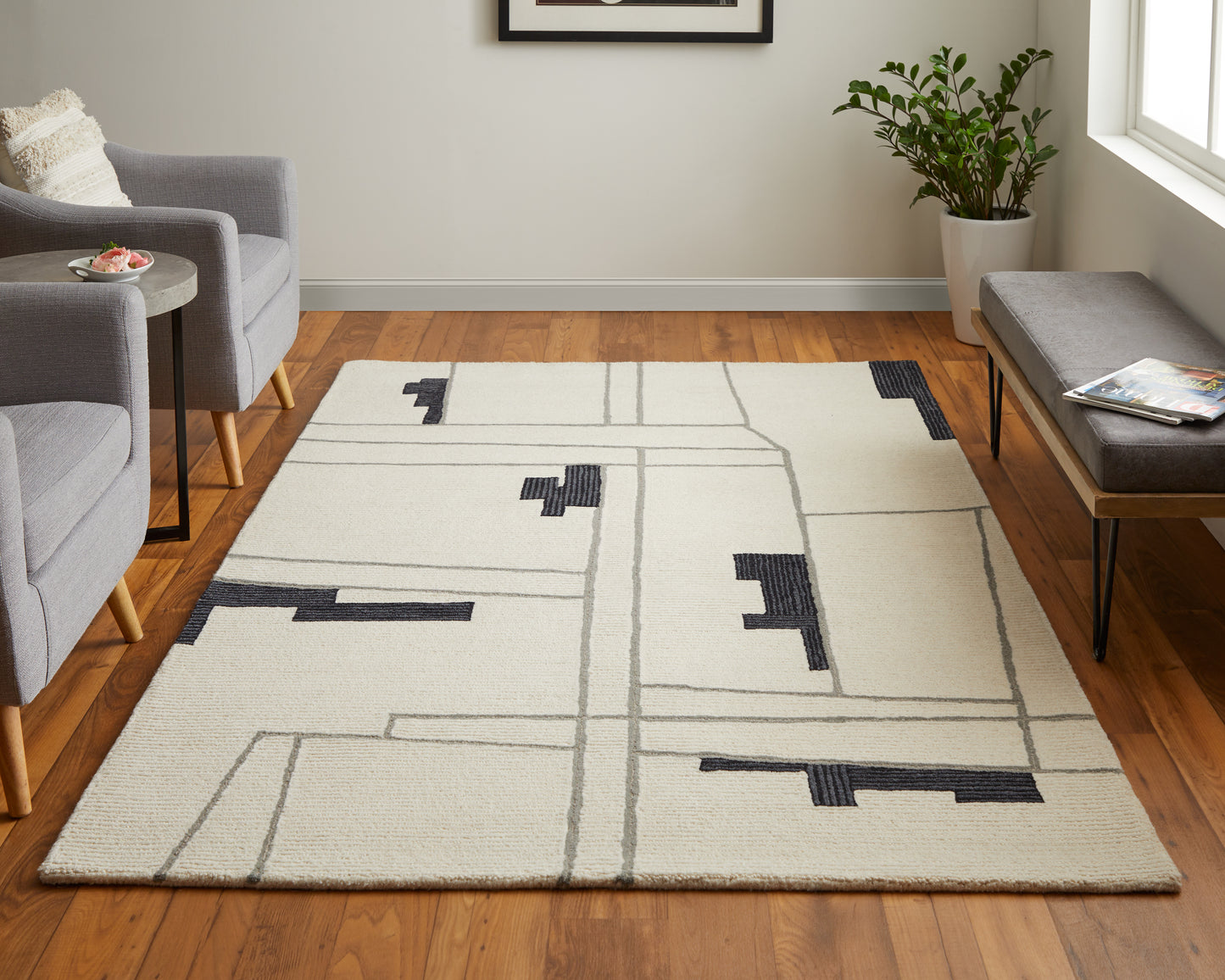 Maguire Transitional/Industrial/Mid-Century Modern Ivory/Gray/Taupe Accent Rug