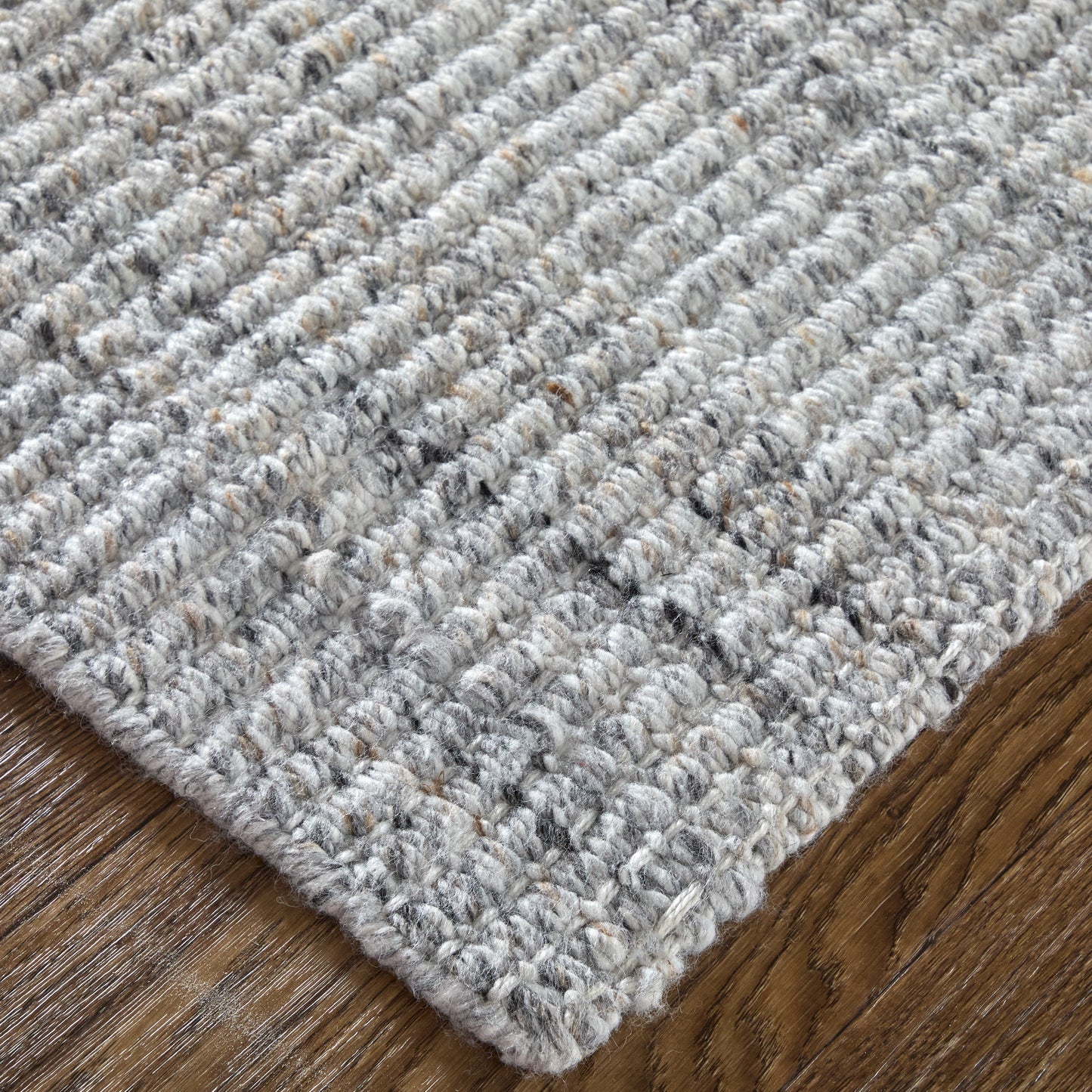 Limerick Modern/Casual Gray/White Accent Rug