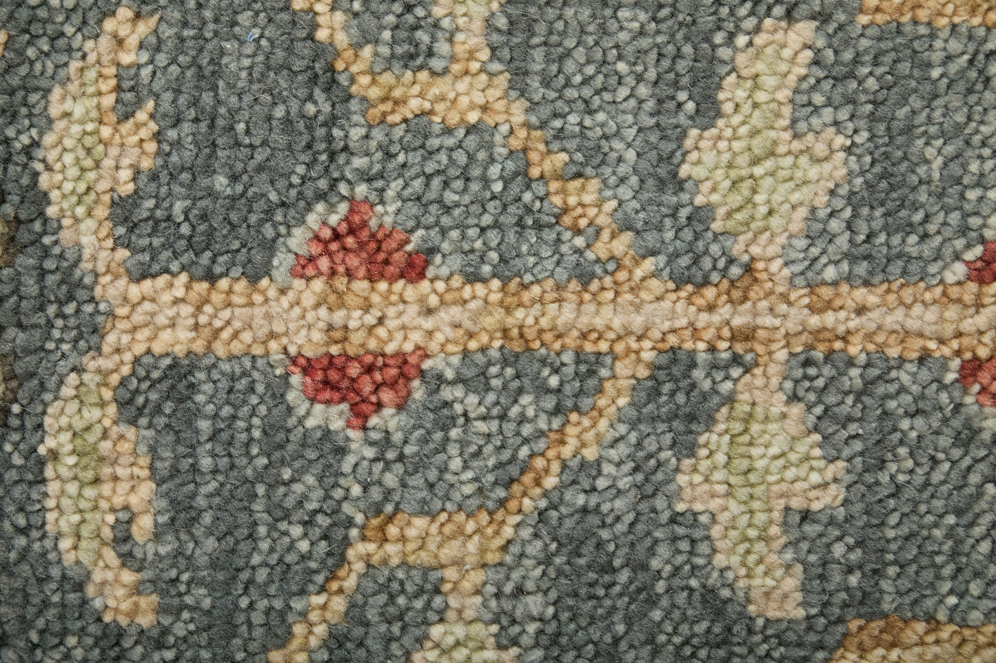 Carrington Traditional/Vintage/Classic Blue/Red/Gold Area Rug