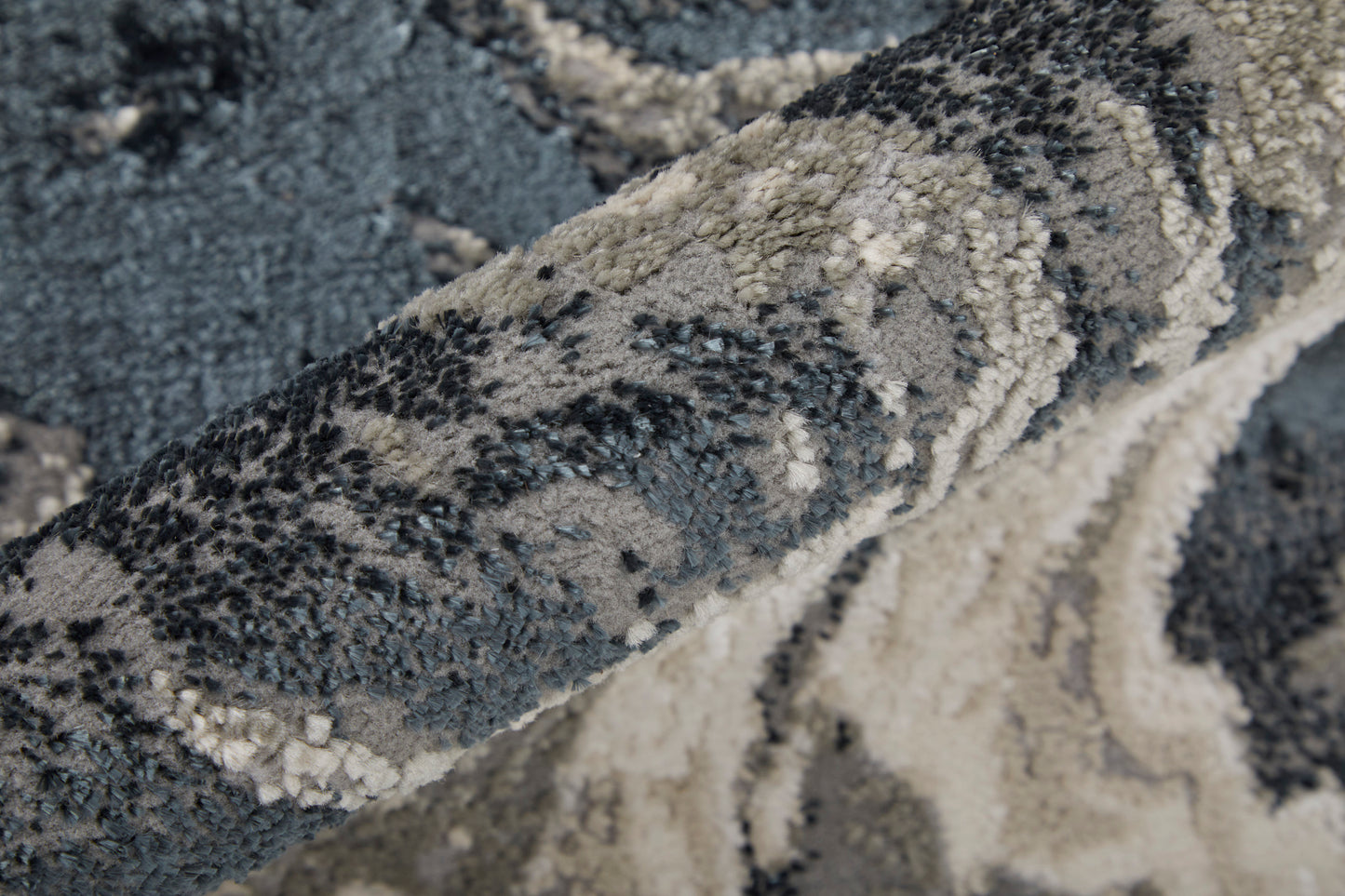 Micah Modern/Industrial/Casual Ivory/Black/Taupe Accent Rug