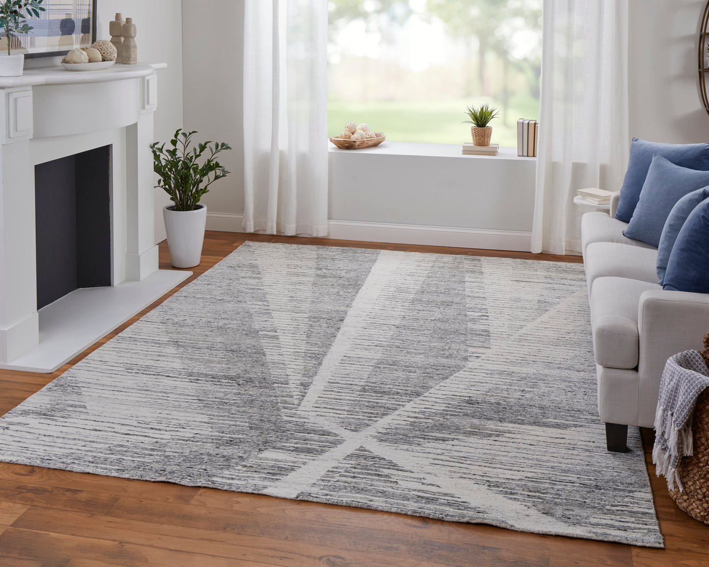Brighton Modern/Casual/Global Ivory/Gray Area Rug