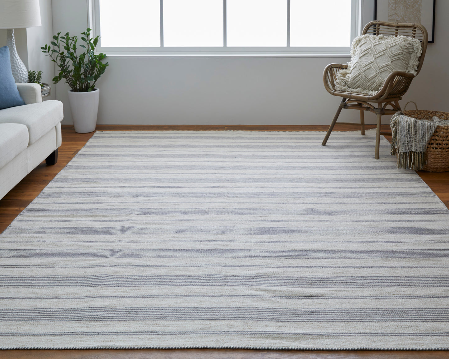 Duprine Transitional/Casual/Nautical & Coastal Stripes/Geometric Gray/Ivory - Feizy Rug