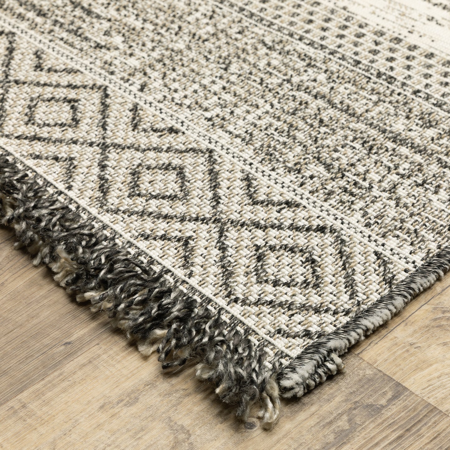 GILLIAN 1622E Beige Rug - ORIENTAL WEAVERS