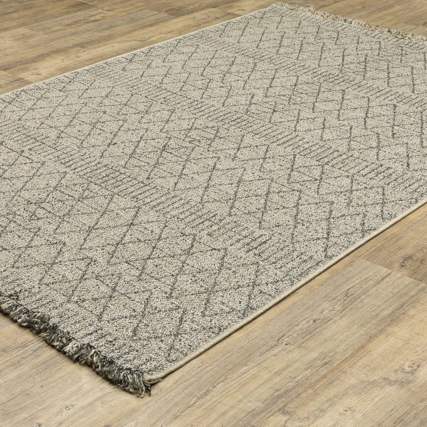 GILLIAN 5560J Beige Rug - ORIENTAL WEAVERS