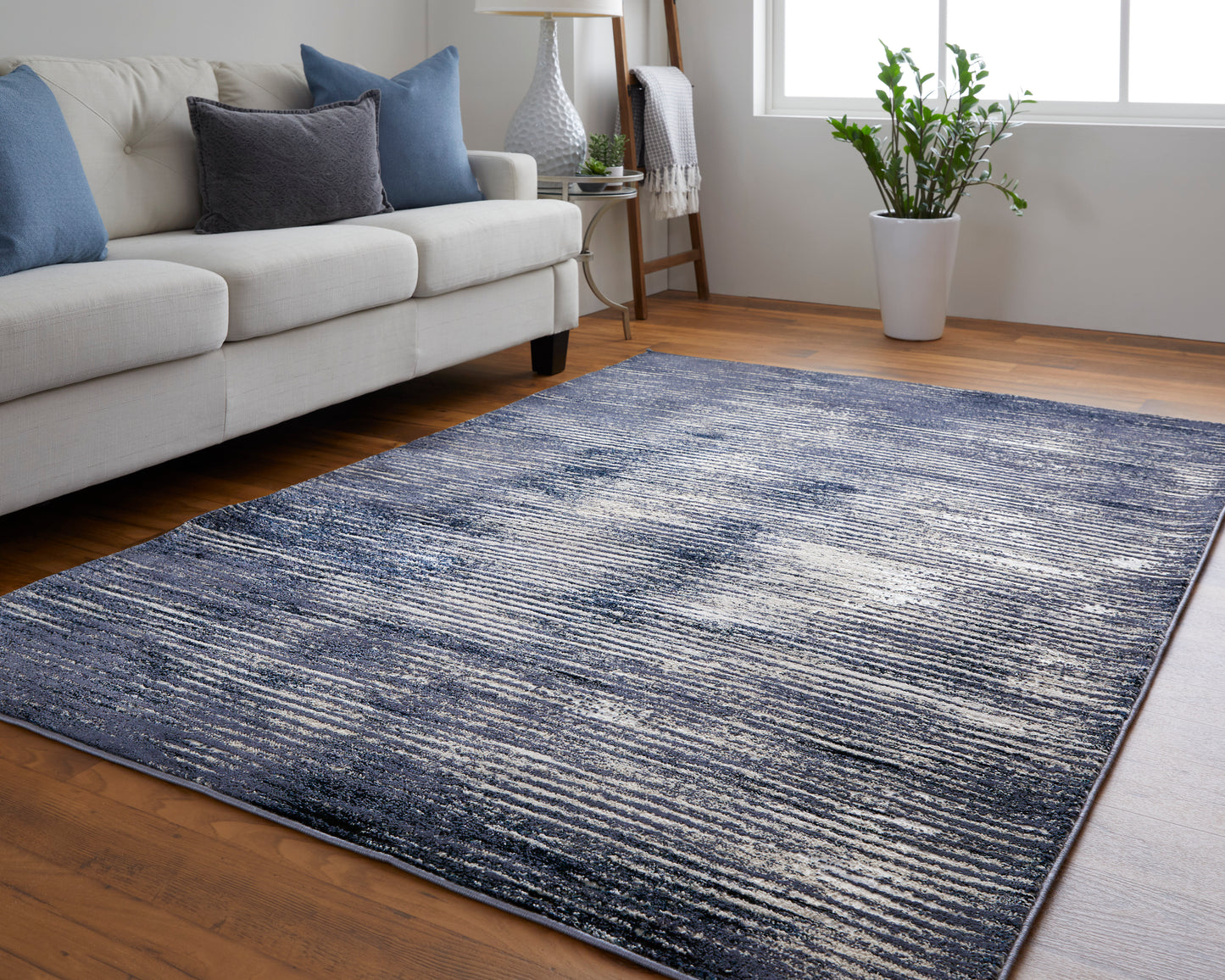 Indio Modern/Industrial/Casual Blue/Gray/Ivory Accent Rug